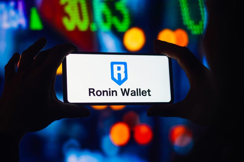 Binance Co-Founder Comments on Ronin Listing as Coin Drops 18%