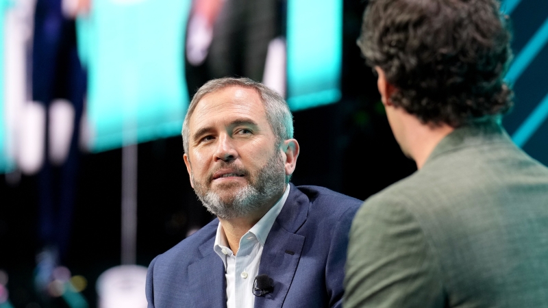 XRP Rallies 10% as Ripple’s Stablecoin Gets Regulatory Approval, CEO Garlinghouse Says